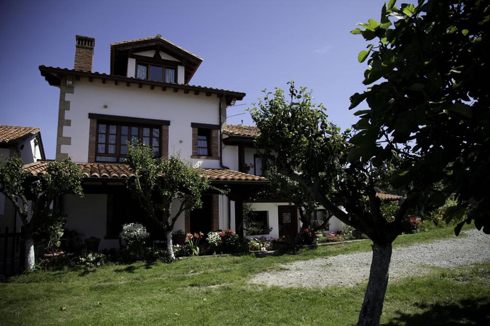 Casa Mari Paz Trasvia Villa Comillas Ngoại thất bức ảnh